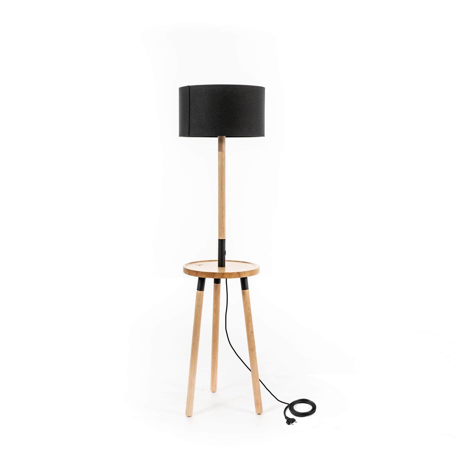 Lámpara de pie con estante Stones para iluminar salones pequeños con poco espacio