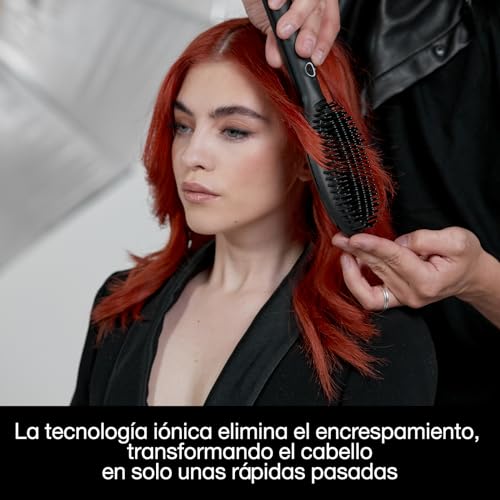 Miniatura 4 de ghd Glide - Cepillo Térmico Alisador de Pelo Para un Acabado Liso Natural Sin Esfuerzo, Acabado Suave, Brillante y Sin Frizz, Púas Cerámicas - Para Todo Tipo de Cabello (Enchufe Europeo)
