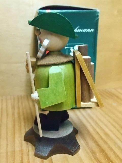 Amazon.co.jp: ！ドイツ ザイフェンヴィンテージ 煙出し 人形 : おもちゃ