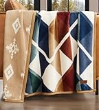 Pendleton Reversible Plush Throw - 50" x 70" (1, Serrado)