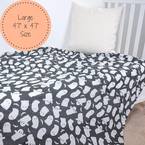 Image of LollyBanks Muslin Swaddle Blankets, 100% Cotton Baby Swaddle for Newborn Boys and Girls, Soft and Breathable 47 x 47 Inches Infant Blanket, Baby Registry Must Haves (Cute Ghost Halloween Print)