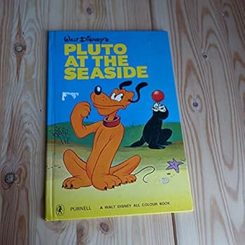 Paperback Pluto at the Seaside (Disney All Colour) Book