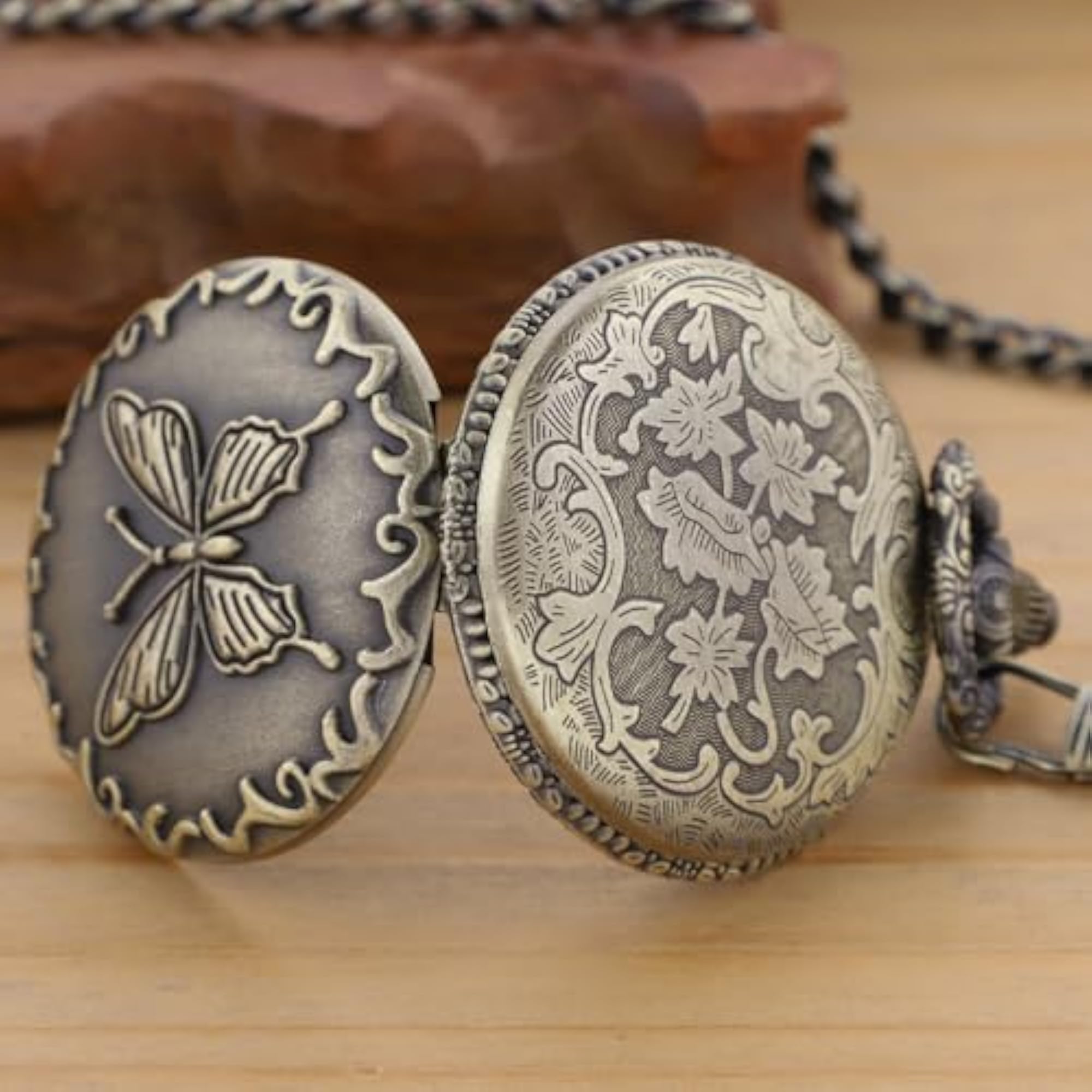 Hollowed Out Wolf Quartz Pocket Watch with Chain, Gift for Him