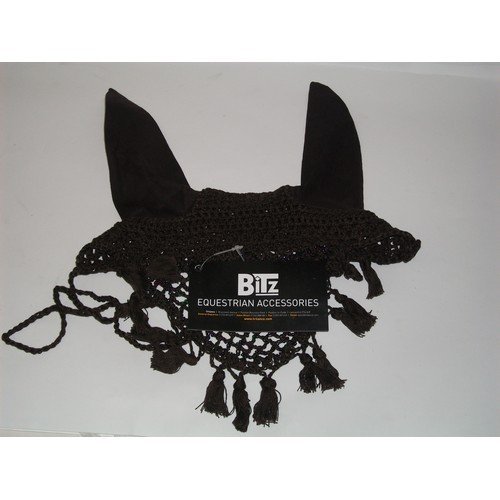 Bitz beaded crochet fly veil with ears - white