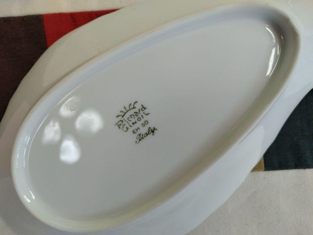 廃番 リチャードジノリ ホワイトベッキオ ナス型プレート パスタ皿 廃
