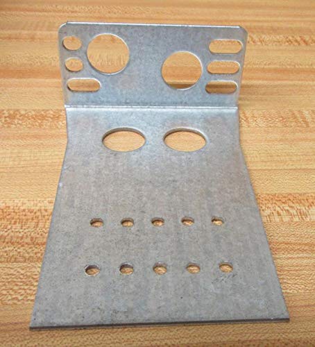 Metal mounting bracket for the Johnson Controls P70AB-2C pressure control.