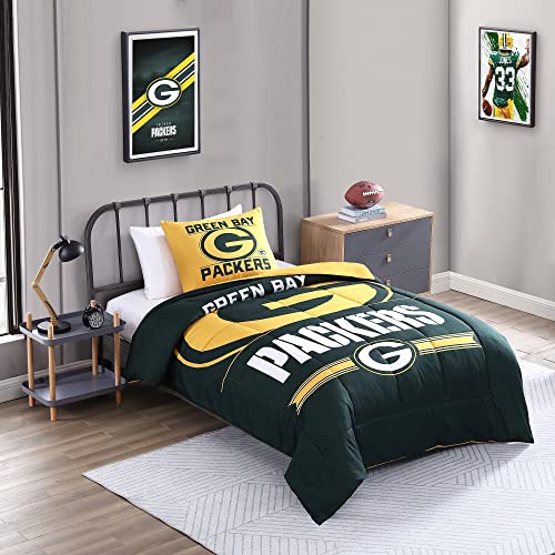 NFL Bedding Comforter Set Officially Licensed Luxurious Down Alternative with Shams Team Print, Green Bay Packers Alternate, Twin/Twin XL NFL Bedding Comforter Set Officially Licensed Luxurious Down Alternative with Shams Team Print, Green Bay Packers Alternate, Twin/Twin XL