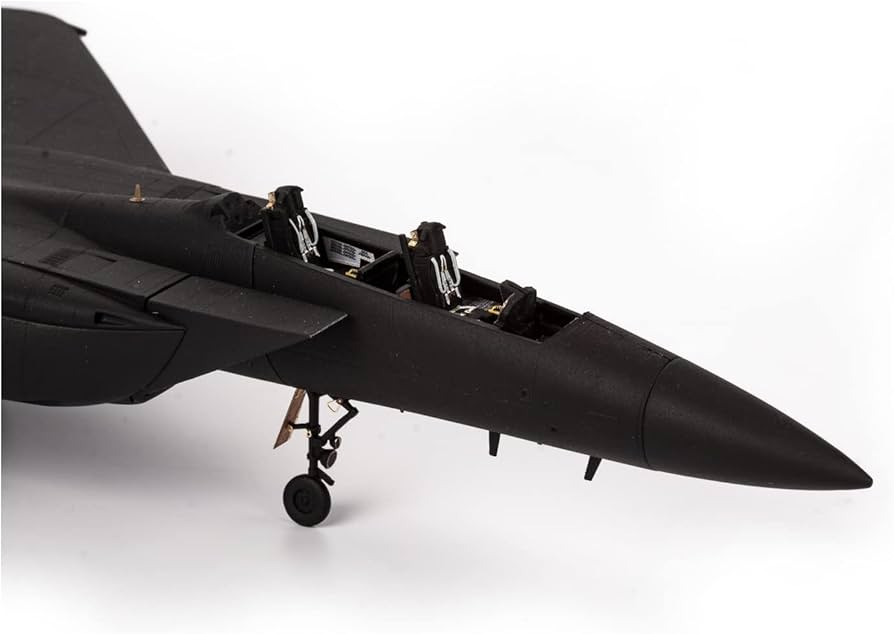 Amazon | エデュアルド 1/72 ズームシリーズ マクドネル・ダグラス F