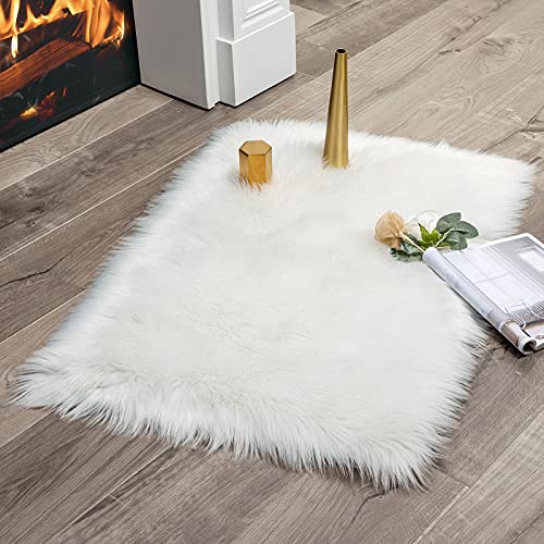 MIULEE Mjuk och varm fluffig fuskpälsmatta, modern golvmatta, dekorativ sofmatta, oregelbunden päls, sängmatta, lull, bekväm, 60 x 90 cm, ortogon,...