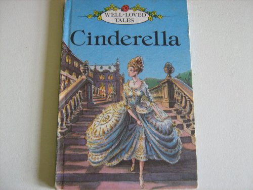 Cinderella: 1 (Well-loved Tales S.)