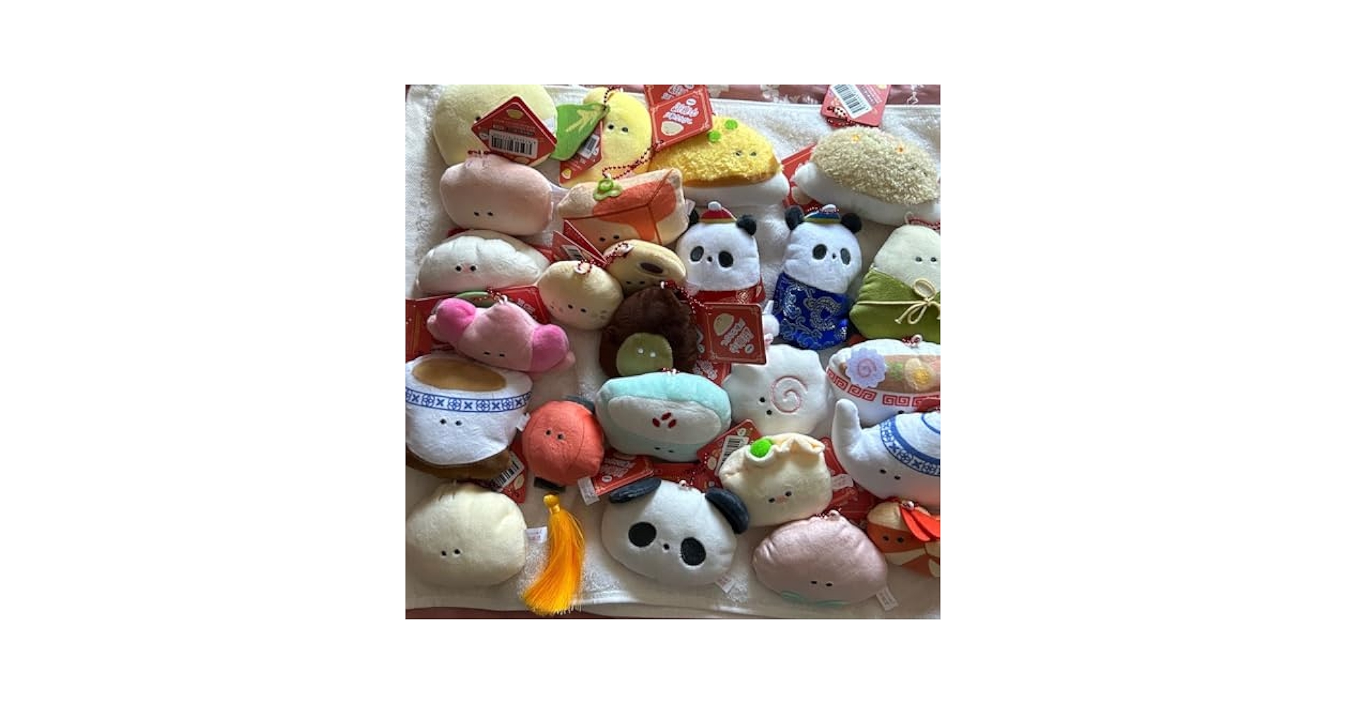 【即日発送】つぶらな瞳の中華街　全24種＋α　約50こセット Amazon.co.jp: つぶらな瞳の中華街 コンプリート 全24種 : おもちゃ