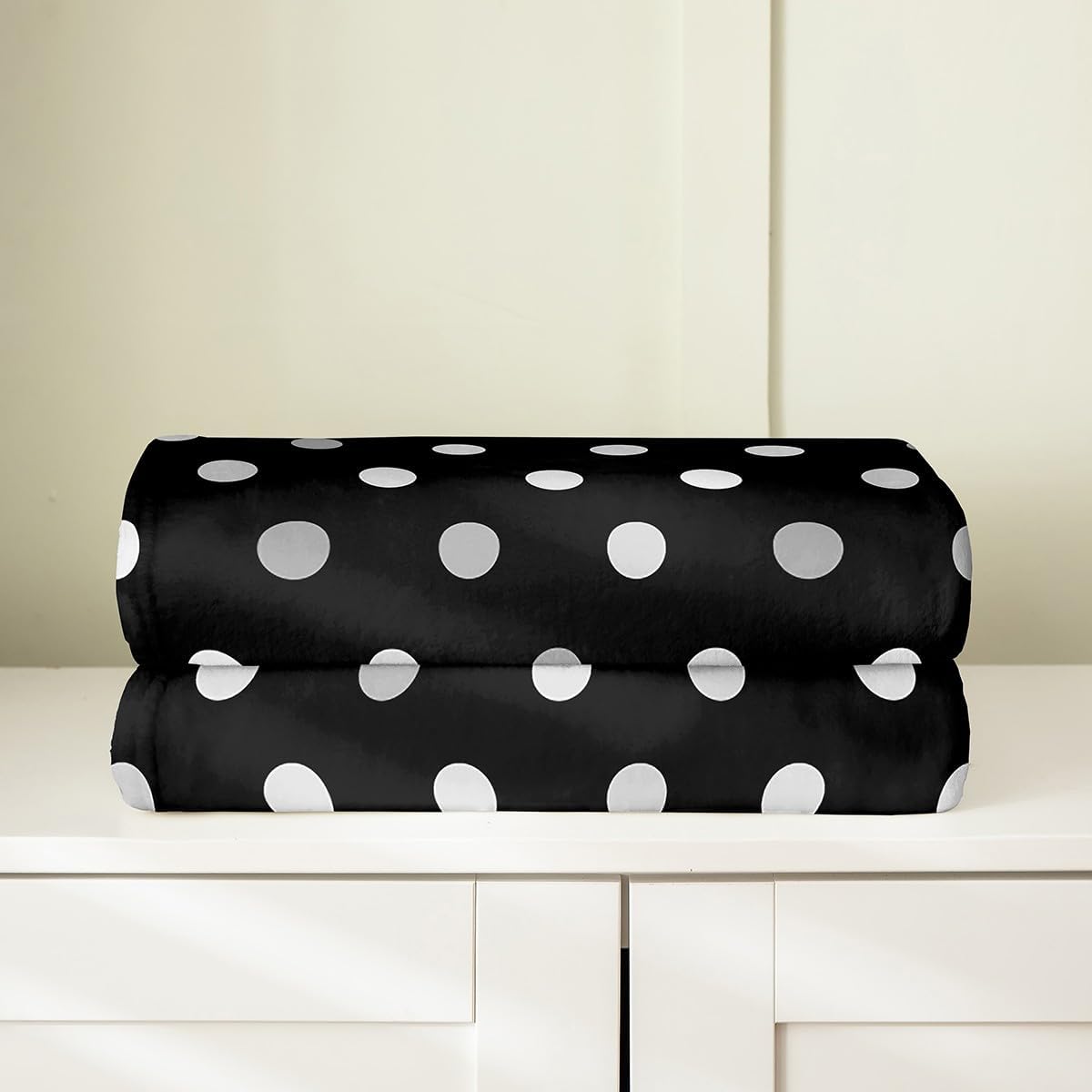 Erosebridal Black Grey Polka Dot Flannel Blanket Queen 90x90 for Kids Teens Adult | Colorful Cute Round Fleece Blanket Modern Abstract Rainbow Fuzzy Plush Throw Kawaii Polka Dots Decor