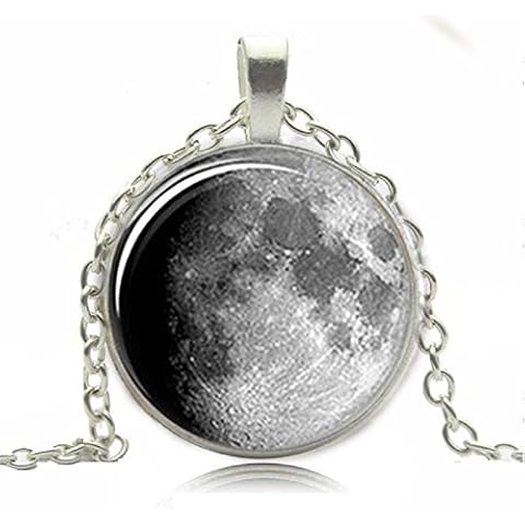 AttractionOil Gifts Astronomy Moon Pendant Waxing Gibbous Moon Jewelry Glass Photo Cabochon Necklace Cover