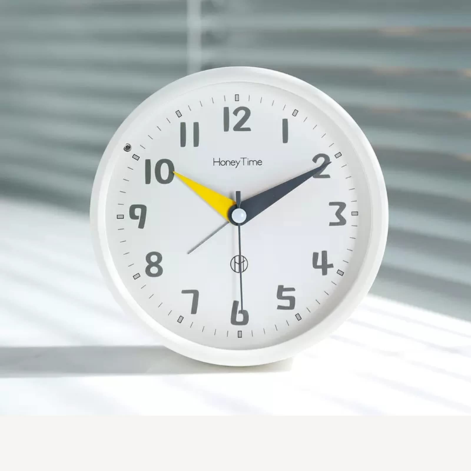 Bp7gVw5sP Loud Alarm Clocks Alarm Clock Portable for Bedroom Desk(White)