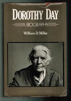 Paperback Dorothy Day: A Biography Book