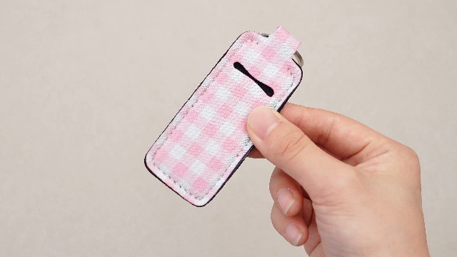Amazon.com: Quelay 40 Pcs Pink Lipstick Holder Keychain Bulk