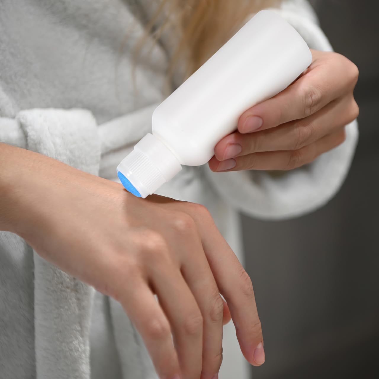 Lot de 4 bouteilles vides avec embout éponge - Bouteilles applicateurs en plastique réutilisables pour colle liquide et huiles essentielles