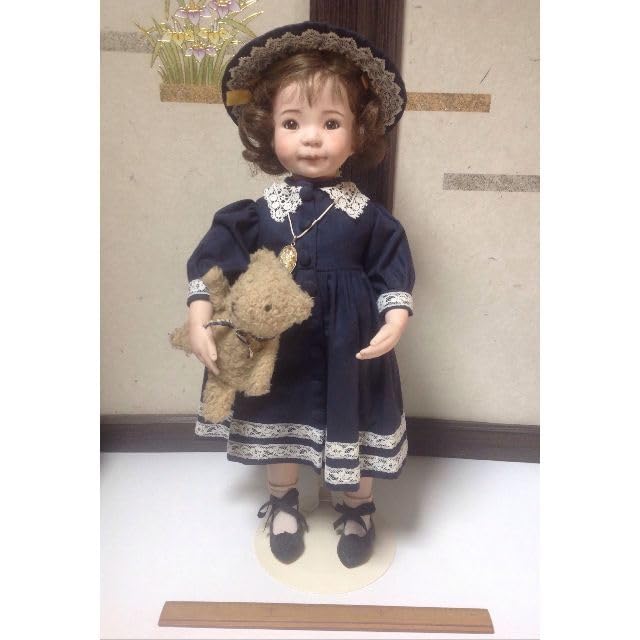 富野有紀子先生のビスクドール