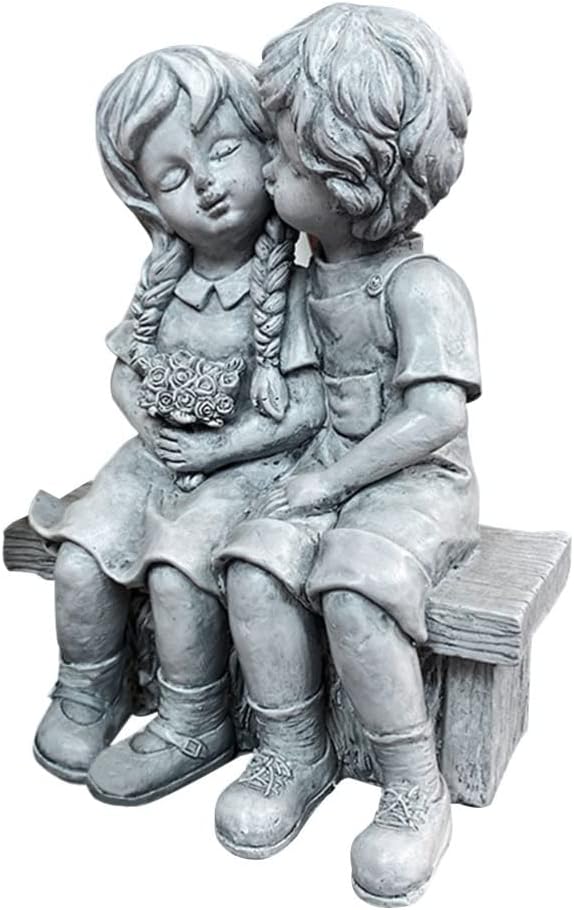 Yardwe Resin Kissing Figurines Outdoor Garden Statue Boy and Girl Couple Sculpture Table Decor for Patio Lawn and Home Decoration