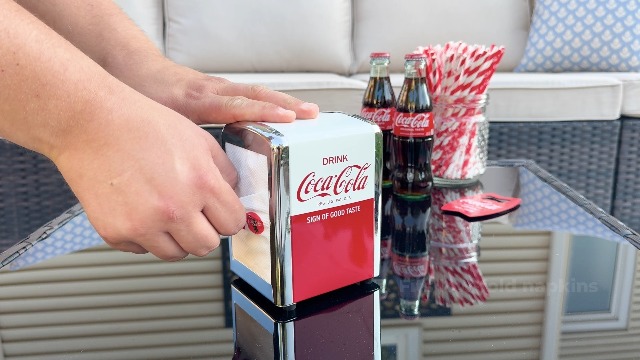 Amazon.com: Tablecraft Coca-Cola Napkin Dispenser, Half, Red