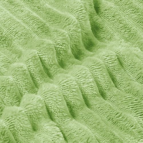 Image of BEDELITE Fleece Blanket King Size - 3D Ribbed Jacquard Soft and Warm Decorative Fuzzy Blankets - Cozy, Fluffy, Plush Lightweight Throw Blankets for Couch, Bed, Sofa(Sage Green, 108x90 inches)