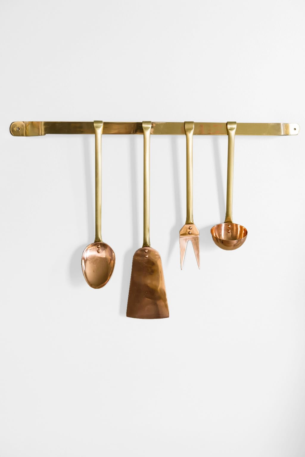 Copper Kitchen Utensils Set with Holder - Cooking Utensils Set Includes Spoon Ladle, Spatula, Fork and Small Ladle - Doubles as a Wall Decor - Perfect Wall Art Aesthetic for Cooking Enthusiasts