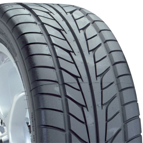 Nitto NT555 EXT High Performance Tire - 275/40R17