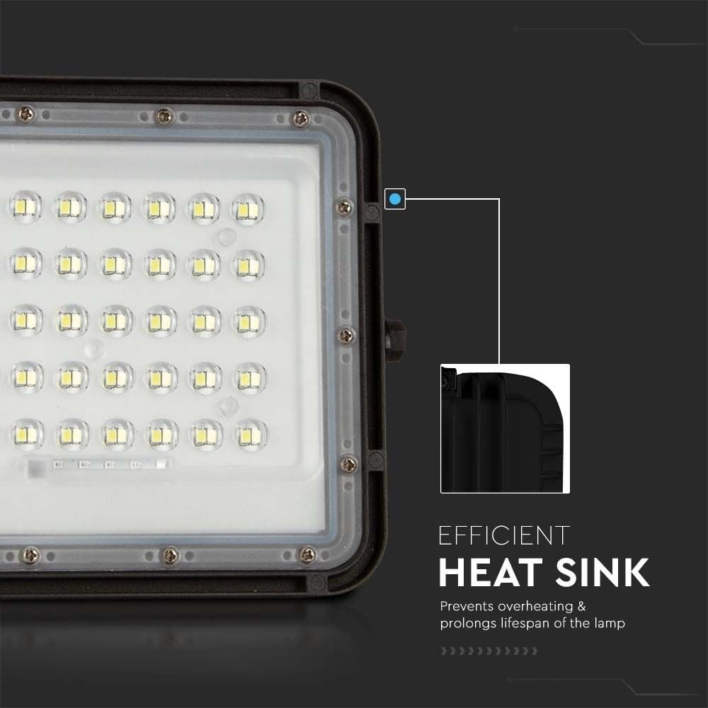 V-TAC Reflektor zewnętrzny LED z panelem słonecznym 10 W, czas pracy 12 godzin, chip Samsung IP65-800 lumenów, projektor LED z pilotem zdalnego sterowania i baterią do domu, ogrodu, garażu - zimne