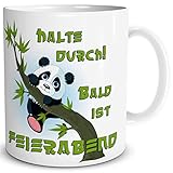 🐼 GESCHENKIDEE mit Spaßfaktor – Mit der lustigen Panda Spruchtasse eroberst du das Herz deiner Lieben im Sturm. Tolles Geschenk zum Geburtstag für die beste Freundin, Mutter, Kollegin, Kollege, Chef oder Chefin. Ob Bürotasse bei der Arbeit oder Bärenbecher Zuhause - Die tierische Bärentasse mit Pandaspruch bringt Frau und Mann zum Schmunzeln.