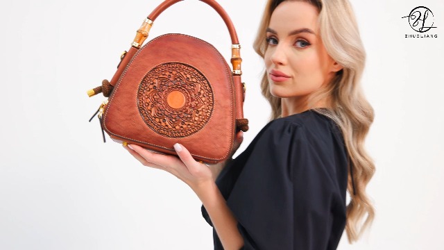 Amazon.com: Zhuoliang Genuine Leather Pocketbooks for Women, Retro