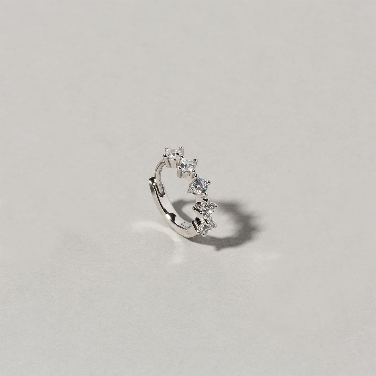 XENOX® Creolen Ohrringe - Damen Ohrringe aus hochwertigem 925/- Sterlingsilber mit Zirkonia-Steinen