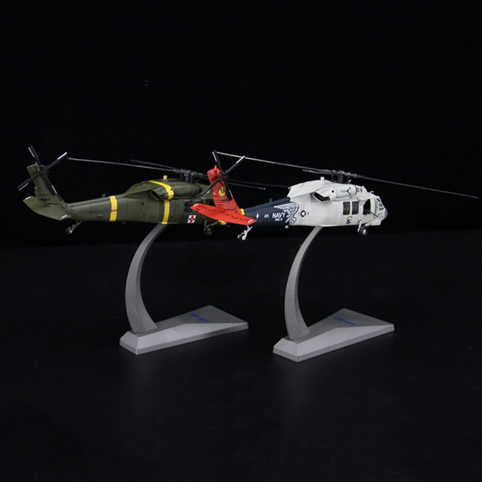 Modellino di Aerei in Piccola Scala Scala 1/72 Uh-60 per Elicottero Air Ambulance Modello Militare Caccia Americano Kit di Costruzione di Modello Finito(A)