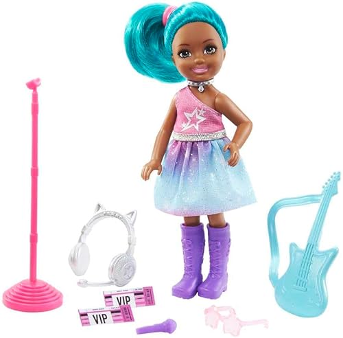 Miniatura 5 de Barbie Chelsea se puede jugar con la muñeca Brunette Chelsea Rockstar 6 pulgadas guitarra micrófono auriculares 2 boletos VIP anteojos en forma de