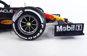 ✴️スパーク 1/18 レッドブルRB16B フェルスタッペン2021オランダ Amazon.co.jp: ,☆ スパーク 1/18 レッドブルレーシングホンダ