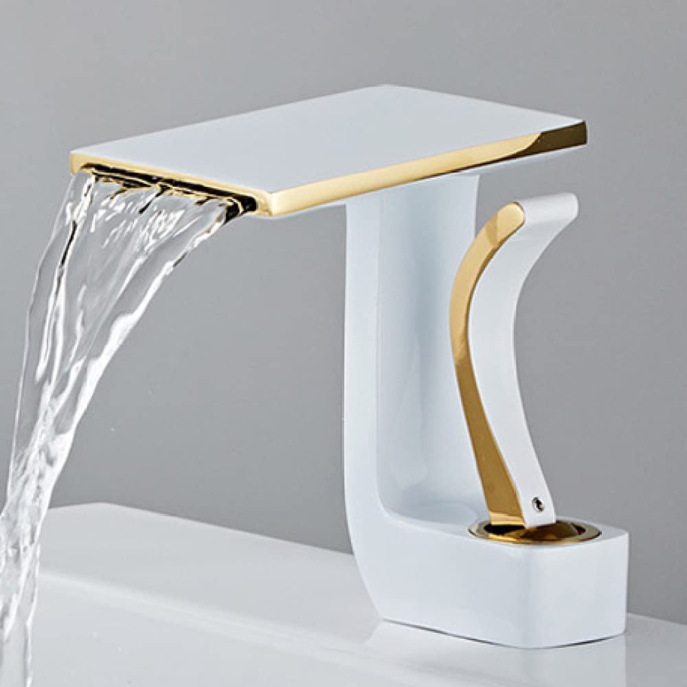 Robinet mitigeur cascade pour créer une ambiance spa chez soi