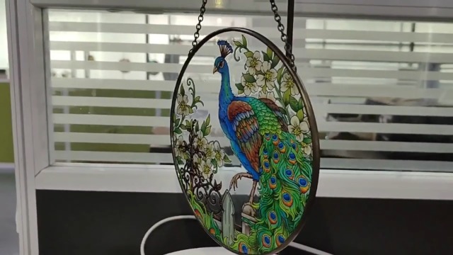 Buntglas-Sonnenfänger Pfau – Fensteraufhänger, Handbemalt, Für Fenster Oder Wanddekoration