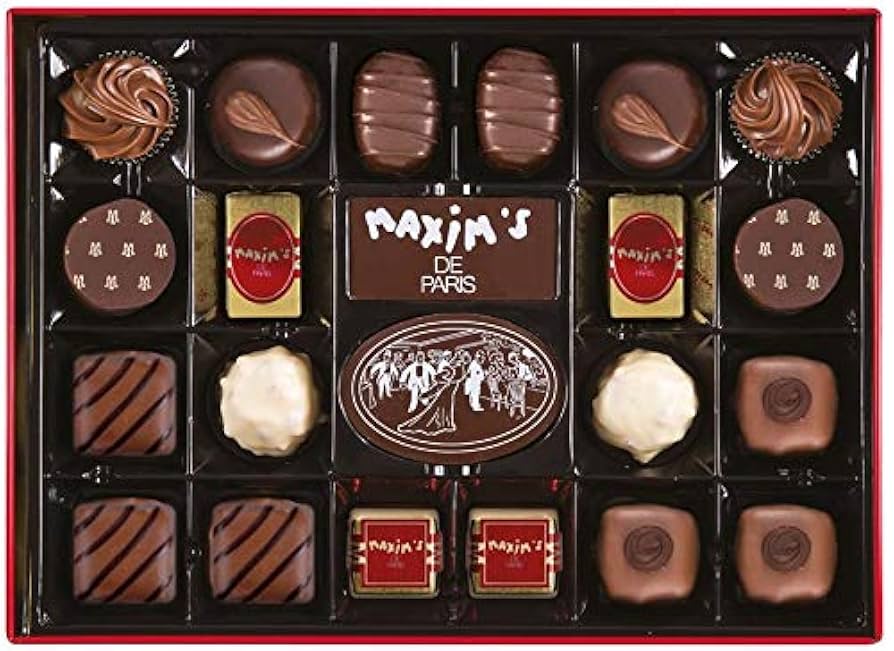 Maxim's de Paris Bonjour Paris セット Eiffel Tower topped with chocolate lace crepes - Maxim's