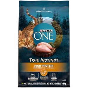 Purina ONE Natural, High Protein, Grain Free Dry Cat Food, True Instinct With Real Chicken – 3.2 lb. Bag