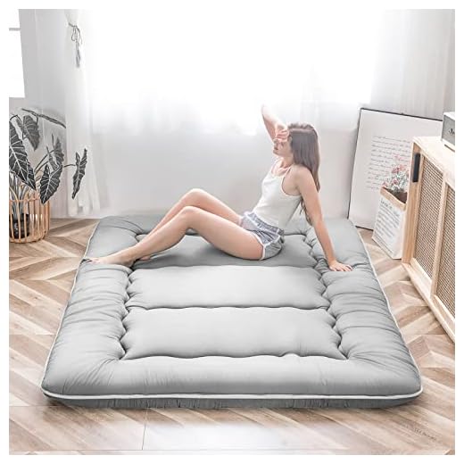 Japanese Floor Mattress Futon Mattress, Thicken Tatami Mat Sleeping Pad Foldable Roll Up Mattress Boys Girls Dormitory Mattress Pad Kids Floor Lounger Bed Couches and Sofas, Grey, Twin Size