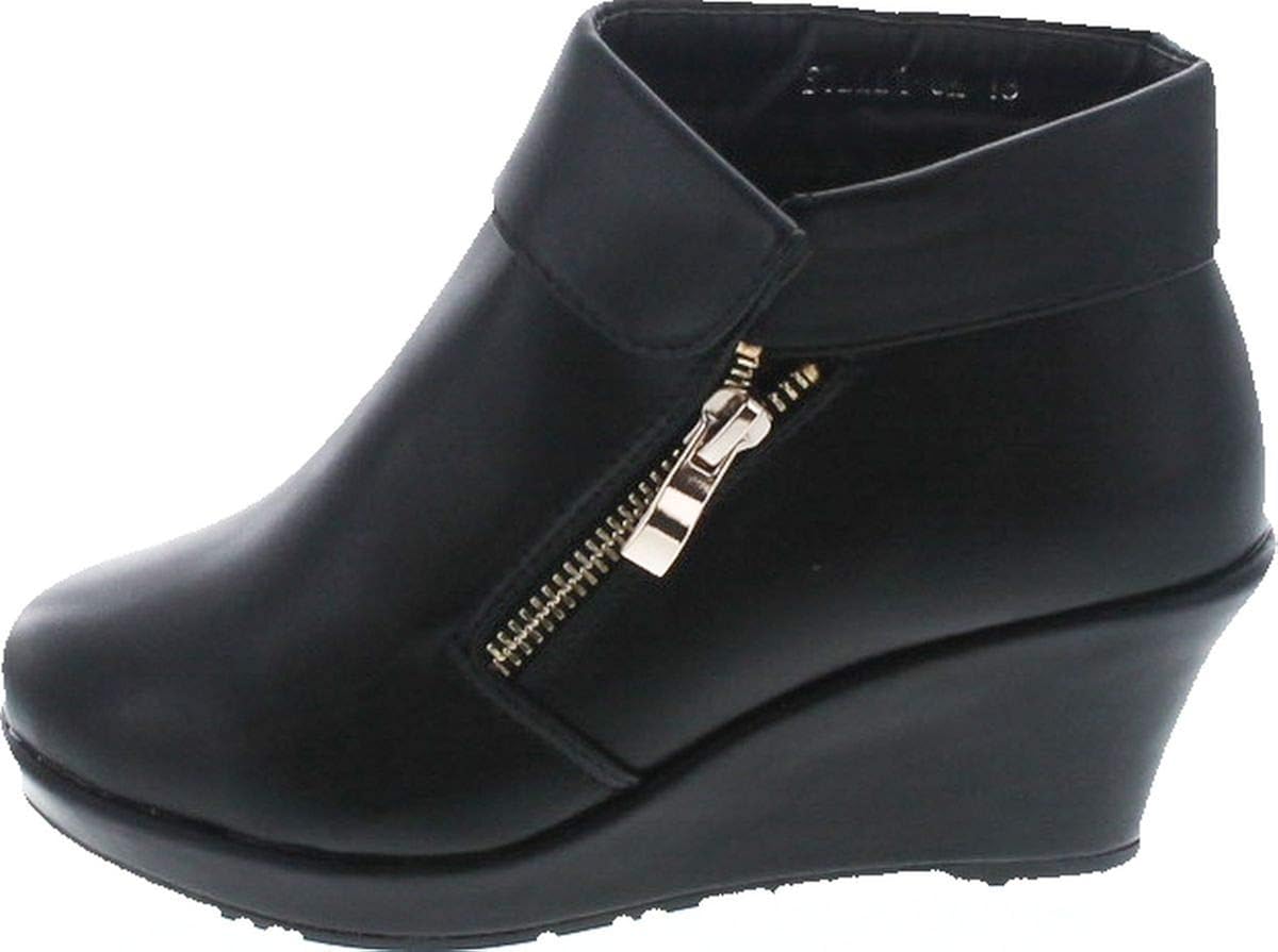 lucky hildran booties