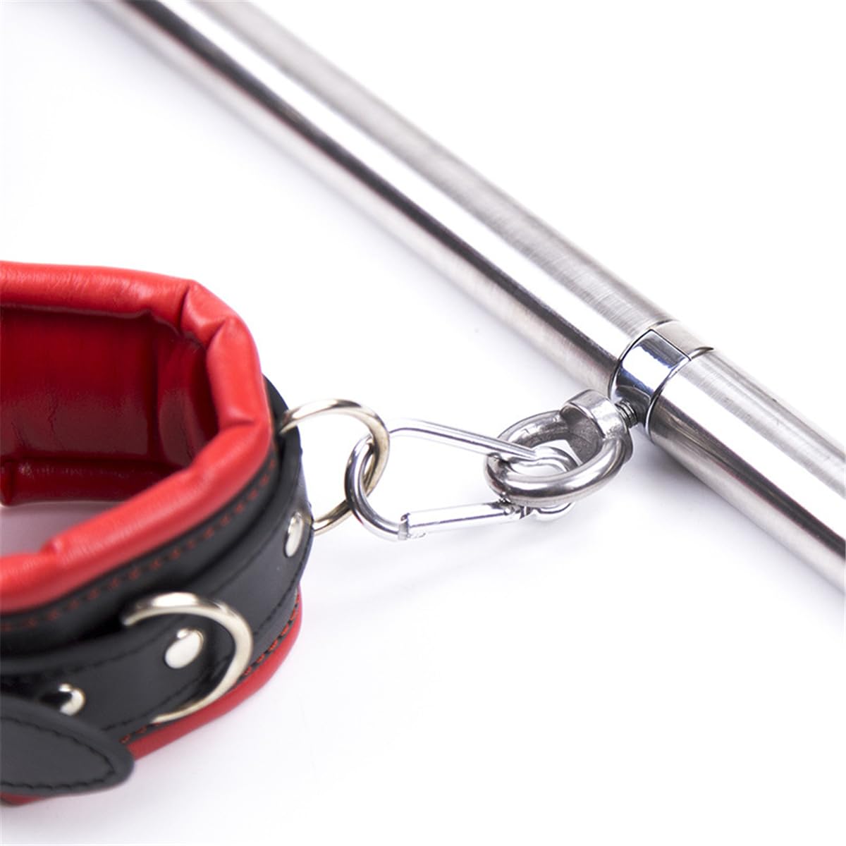 Bondage Set SM Handschellen Fußfesseln mit Stahlrohr aus Metall Kunstleder Geschirr Gepolstert Weich Erotik Fesselset Adult Sexspielzeuge für Anfänger (rot)