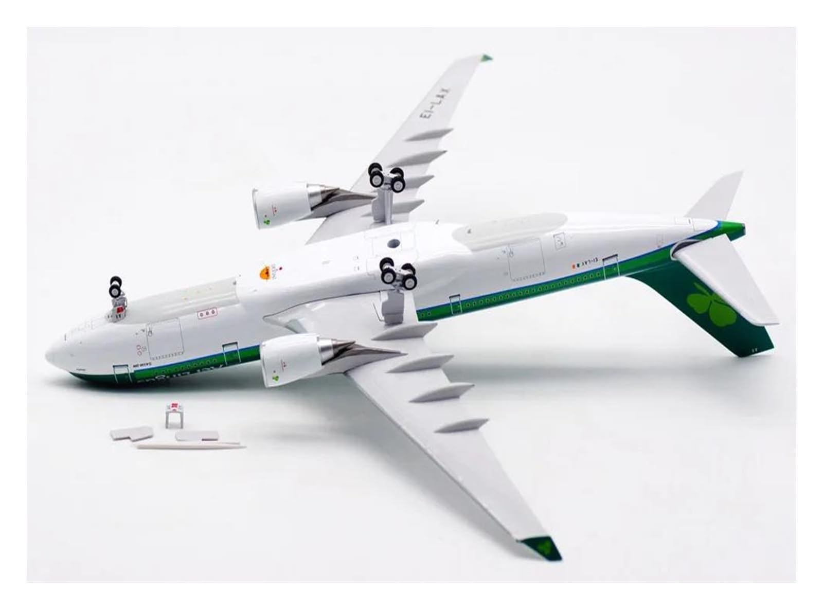 Fighter Jet Modelo de avión 1:200 Inflight IF332EI1021 AER Lingus Airlines A330-200 Avión Fundido A Presión Modelo Jet EI-LAX