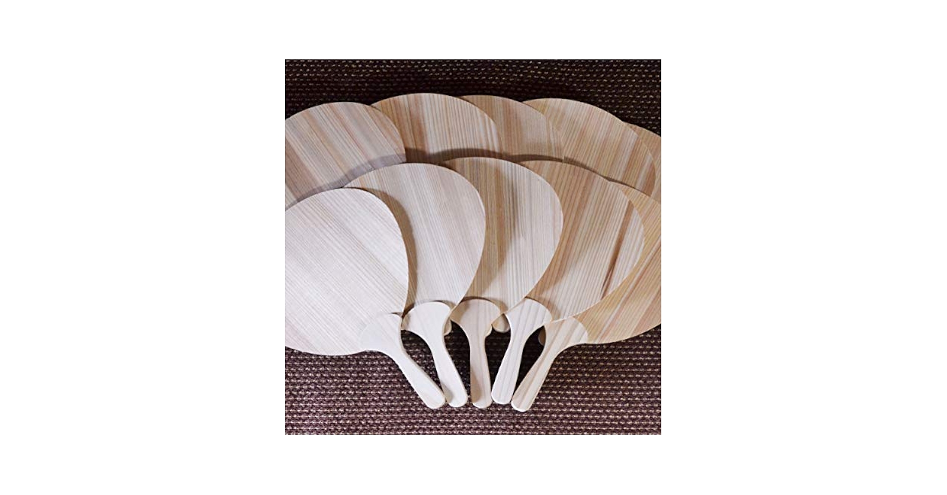 きいちゃん様 (うちわ屋さん)5/31 コウペンちゃん お祭りわっしょい！ キラキラ箔押しうちわ