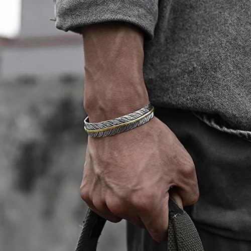 Bracelet plume pour homme style vintage pour un look motard bohème