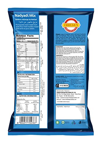 Image of Chheda's - Salt N Pepper Banana Chips (350 Gm) and Nadyadi Mix (300) | Banana Wafers | Indian Namkeen | Tasty Snacks | Ready to Eat - Combo Pack