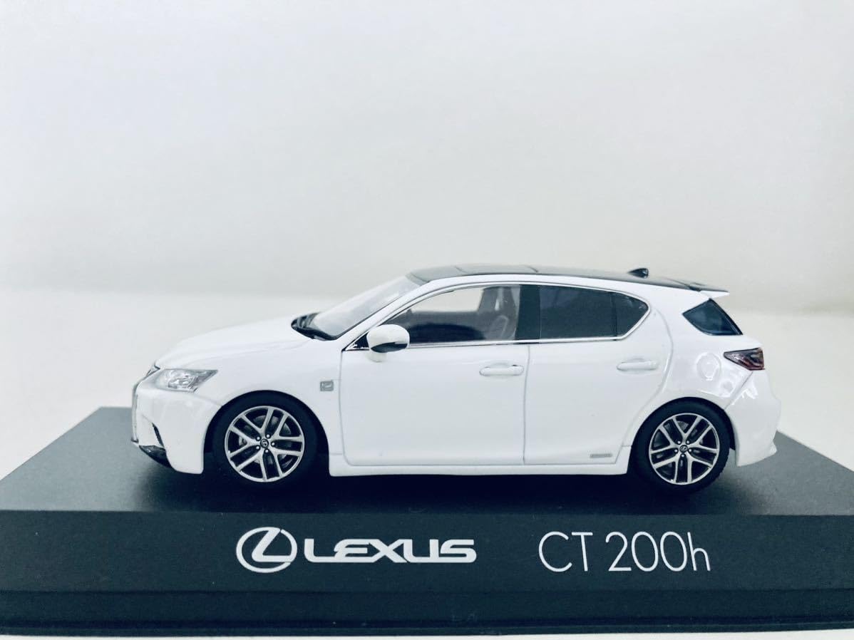 Amazon | 1/43 京商 レクサス CT200h F SPORT ホワイトノーヴァ