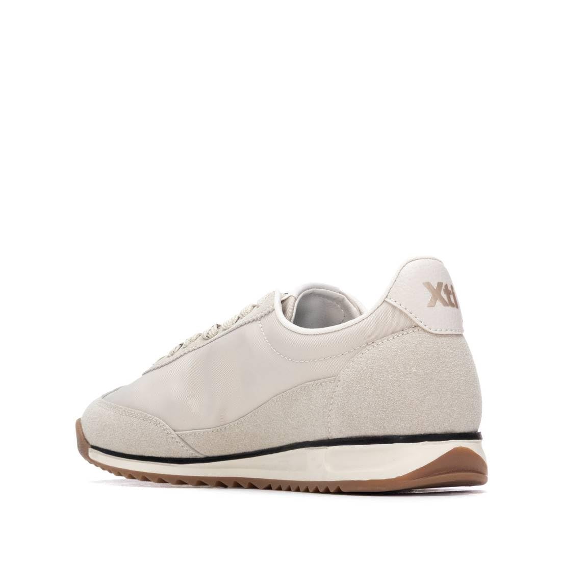 XTI - Sneakers Kobiety - Wygodne i wszechstronne obuwie – moda casualowa