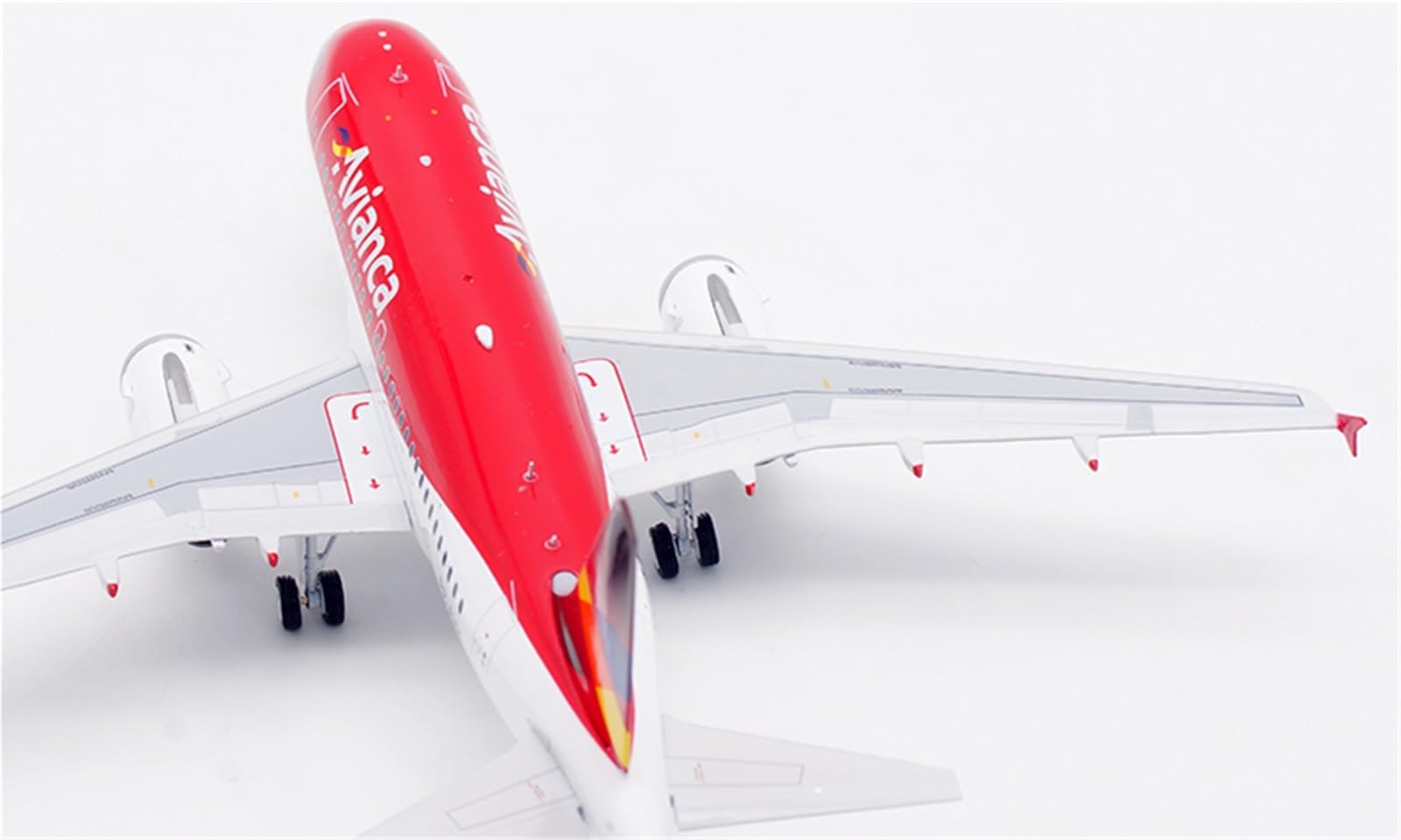 Modelli di Aerei Replica 15CM 1/200 Aereo pressofuso su Larga Scala per Avianca Airlines per Airbus A318 PR-AVH Modello statico di Aeroplano in Miniatura Modello di Aereo