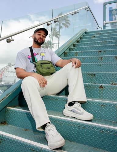 Cross-body and Shoulder Bag for Unisex Carbon Lined for Hiking, Outdoors, Gym, Festival, Carnival, and Travel, Green2