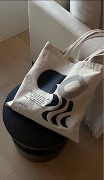 美品⭐︎未使用　yurika akutsu トートバッグ　川口春奈　サイレント Amazon.co.jp: silent 川口春奈 yurika akutsu トートバッグ